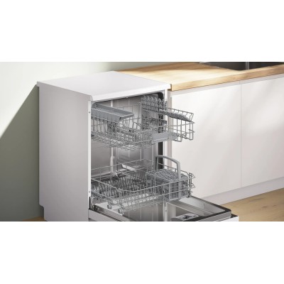 Bosch Serie 4 SMS4HKW07E lavavajillas Independiente 13 cubiertos D