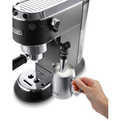 De’Longhi Dedica Style EC685.BK Semi-automática Máquina espresso 1,1 L
