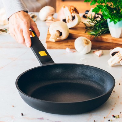 BRA Foodie A122326 cacerola Sartén multiuso Alrededor